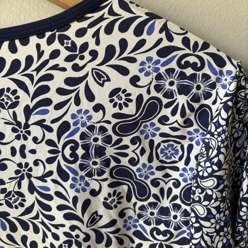 Lands End batik Rash Guard UPF Swim Shirt Long Sleeve Blue Bombay Size M 10-12